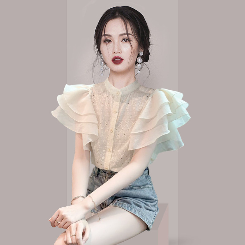 法式气质高级感别致衬衫女2024夏季新款名媛洋气独特飞袖蕾丝上衣