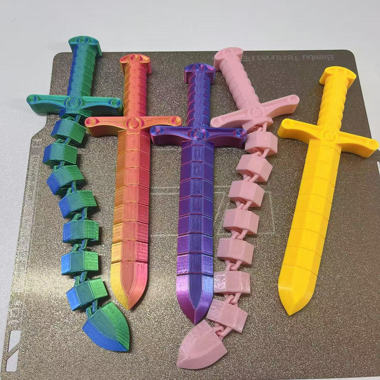 3d打印夜光玩具可伸缩剑鞭创意关节可动可弯折宝剑儿童童年玩具男