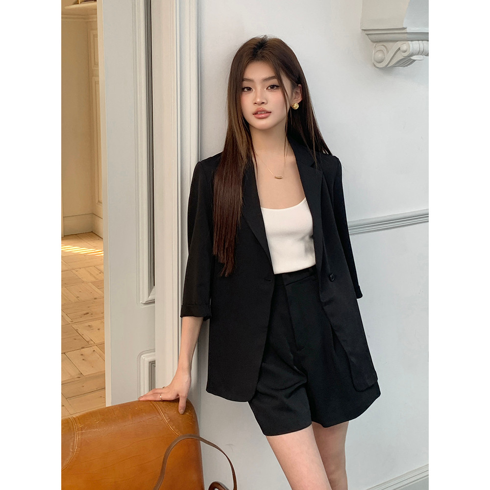 2026夏装新款清凉感西装外套短裤女休闲宽松小众西服两件套装