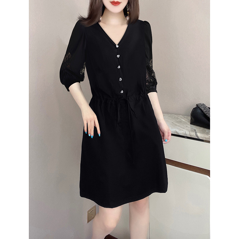 法式黑色V领镂空泡泡袖收腰显瘦气质连衣裙女欧洲站2022秋季新款