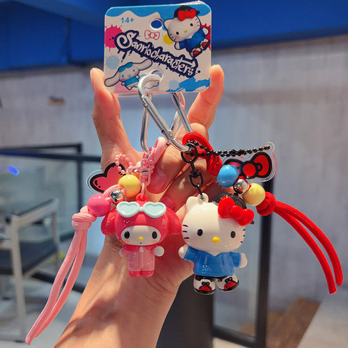 正版hellokitty挂件街头穿搭系列
