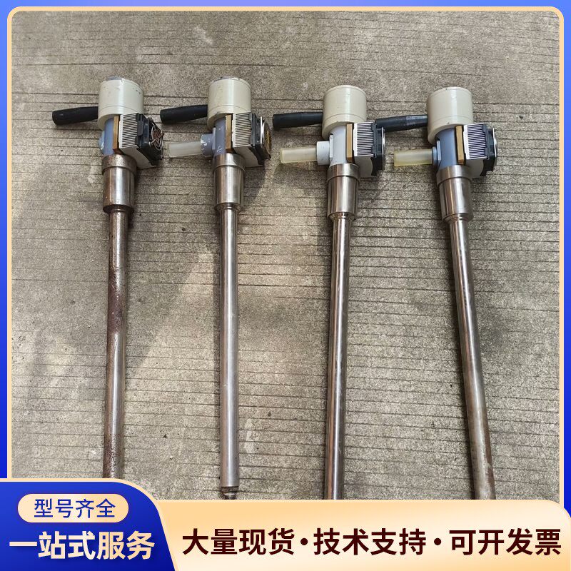 大气采样仪，四台，外观成色如图，金属外壳，带数显面板，适合环