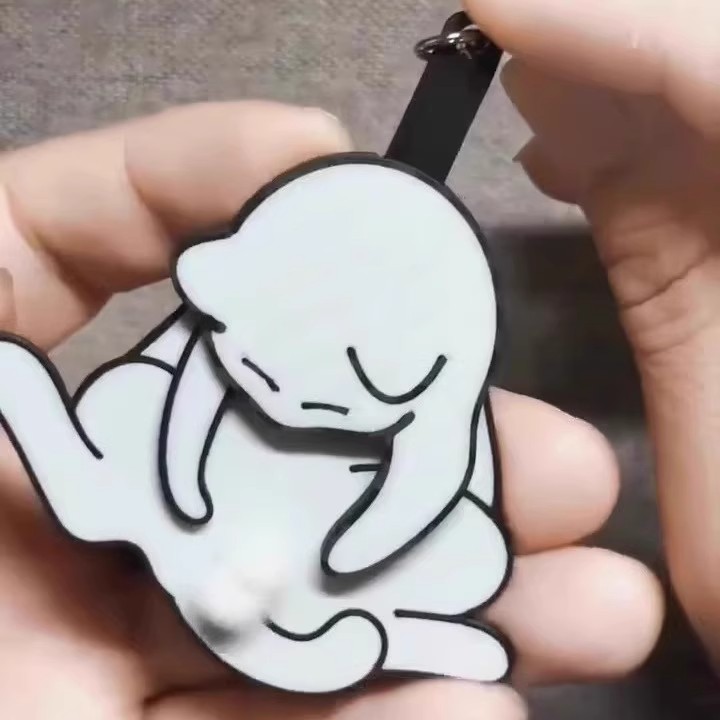 创意抽拉玩蛋猫钥匙扣挂件可爱搞怪可旋转亚克力包包挂件送礼物