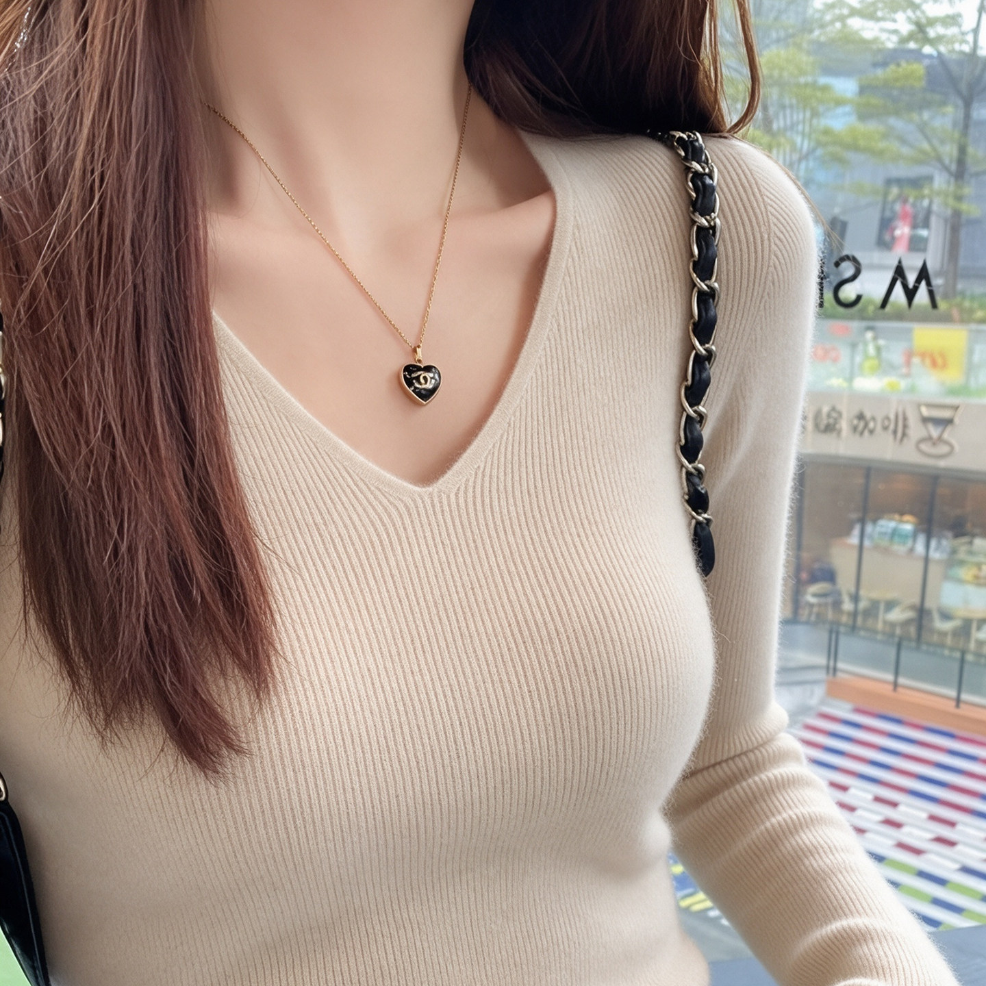 优雅气质~一线成衣V领毛衣女秋冬内搭修身显瘦百搭针织打底衫女