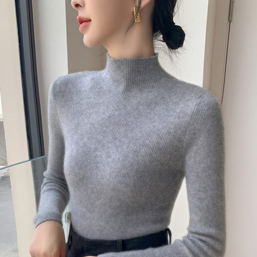 时尚百搭半高领毛衣女秋冬