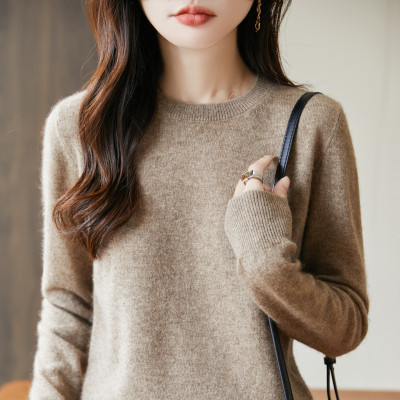 时尚休闲圆领毛衣女秋冬