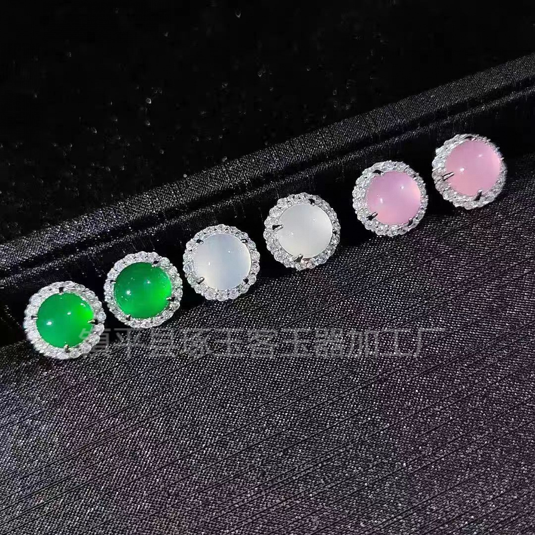 新中式阳绿玉髓镀银耳坠