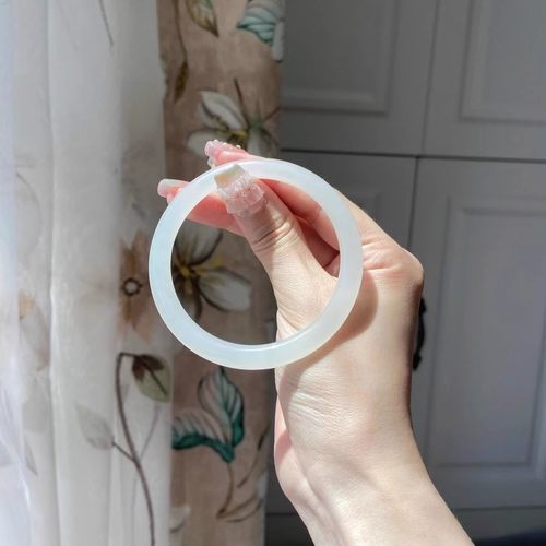 和田玉羊脂白玉细圆手镯