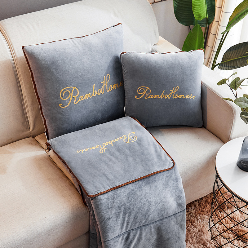 两用抱枕被学生午休车载款