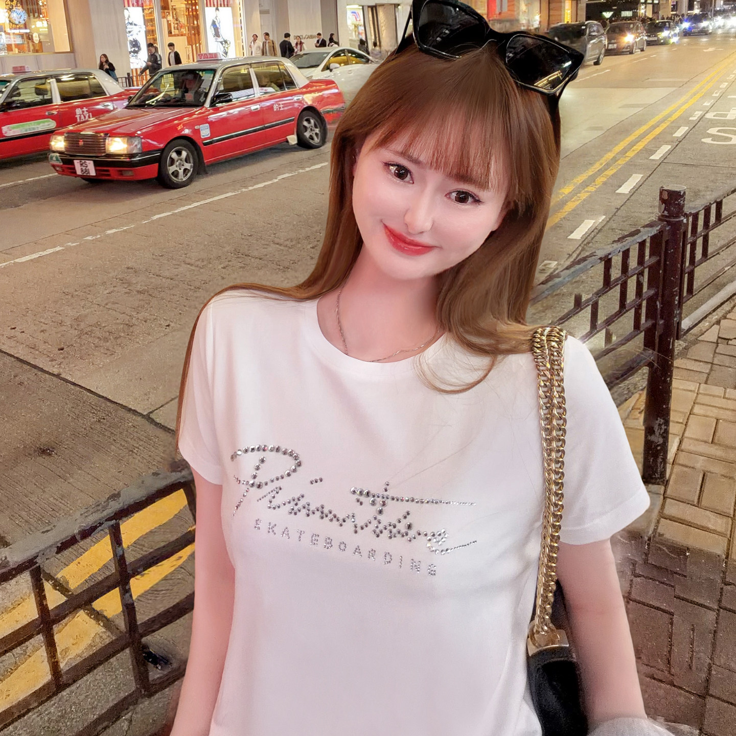 专柜欧货精品重工2026夏季圆领时尚烫钻英文棉白上衣短袖T恤女