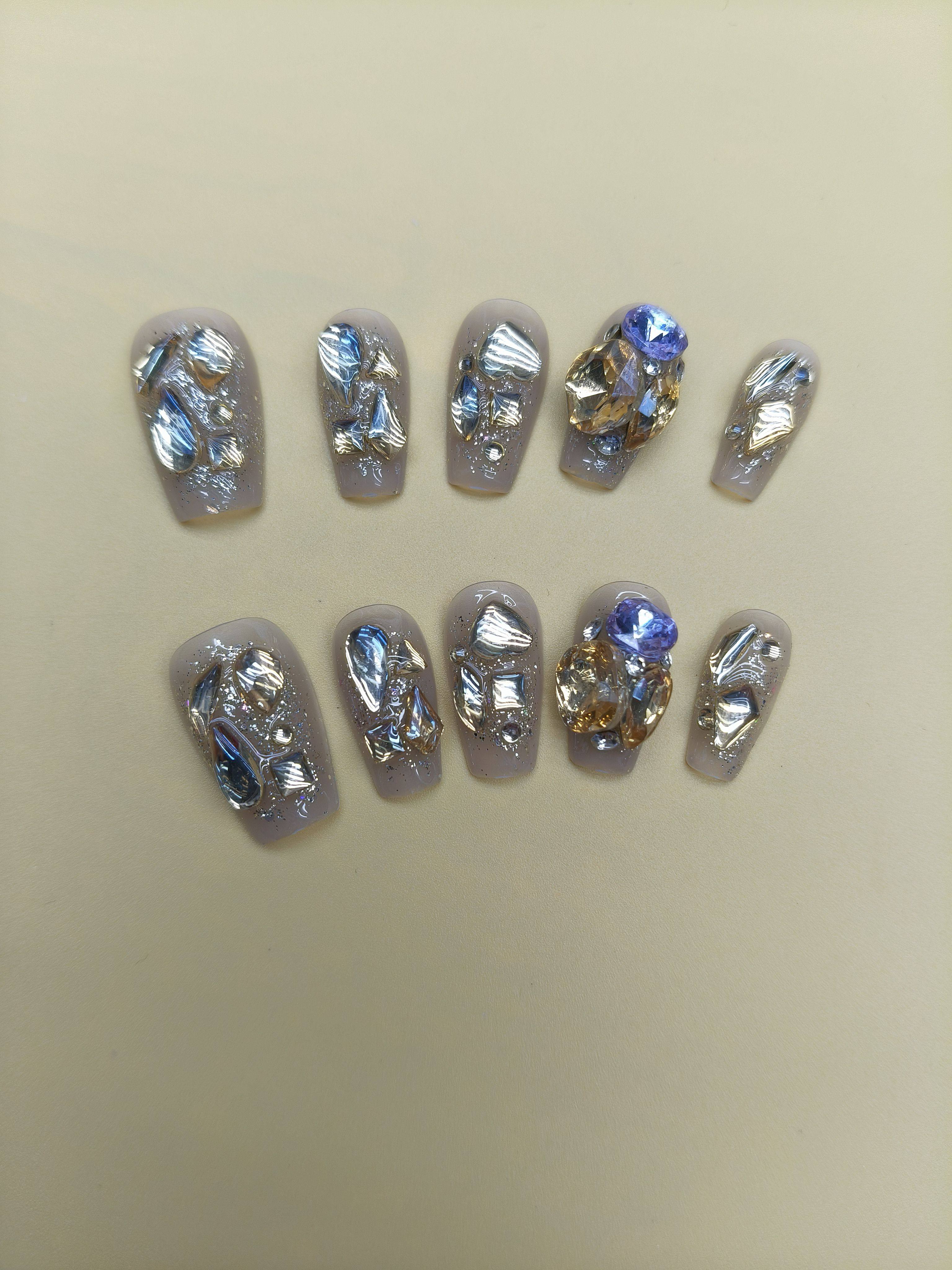 少女心重工满钻纯手工高级感穿戴甲爆闪钻假指甲贴片成品美甲重复