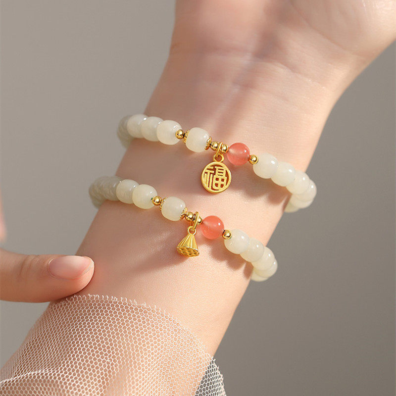 天然和田玉5*6mm手链女款搭配莲蓬福牌南红晴水玉石手串小众设计