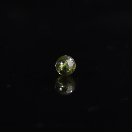 天然黄绿色碧玺散珠电气石6.2mm