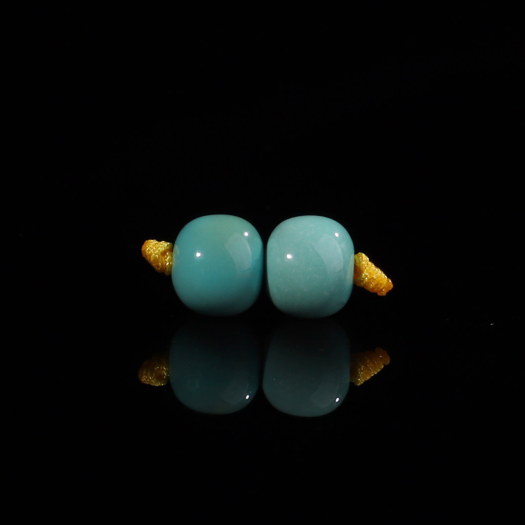 湖北绿松石天然原矿高瓷直径5.8mm*厚度5mm老型珠无优化324号