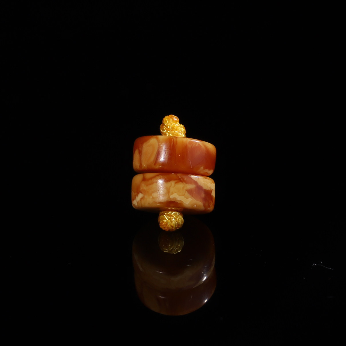 毕业级老蜜蜡隔片直切直径8mm图片