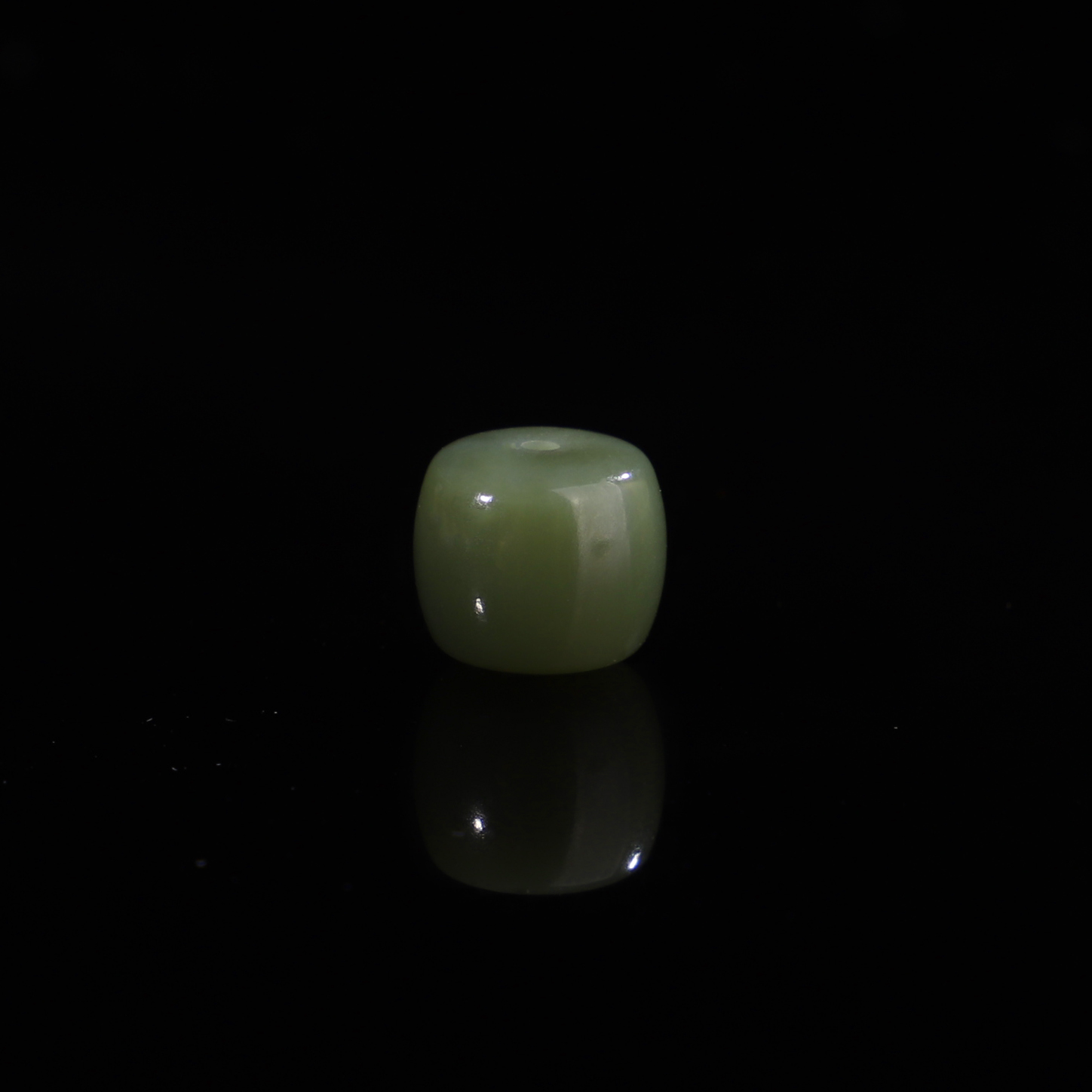 天然和田玉沙枣青单珠直切老型珠