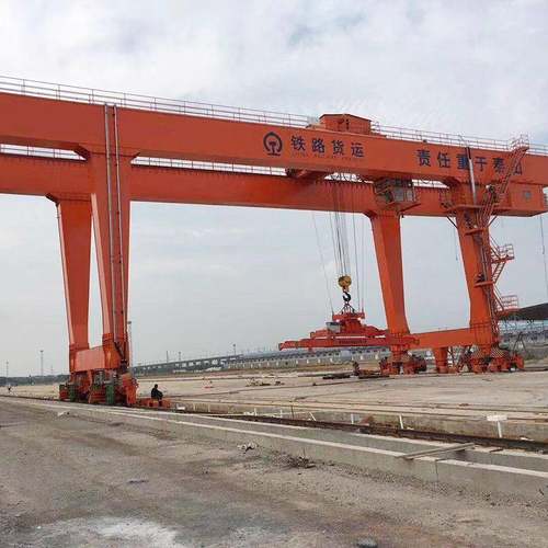 港口集装箱门式起重机码头起重机轨道式40.5吨集装箱门式起重机