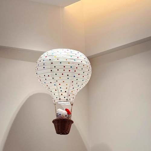 hellokitty热气球可爱波点kt玩偶小夜灯梦幻飘空装饰创意客厅挂饰