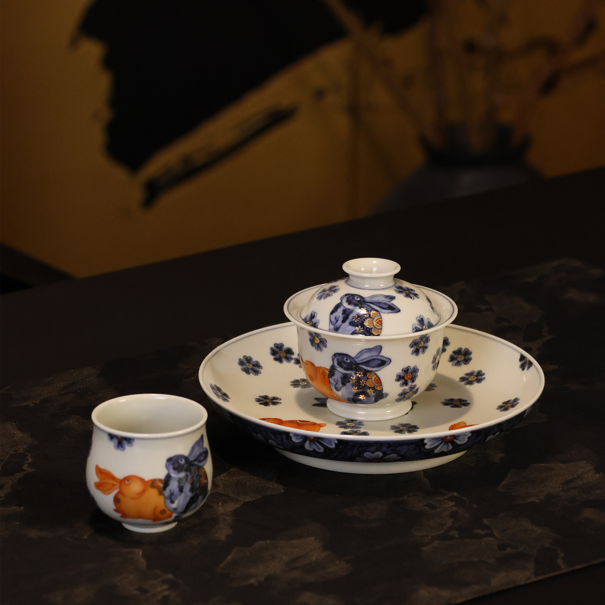 凝古景德镇手绘茶具青花矾红兔子盖碗主人杯壶承描金粉彩茶器茶杯,餐饮具,盖碗,淘宝优惠券,粉丝福利购,淘宝优惠卷