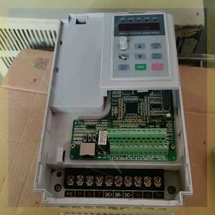 议价变频器DZB312B005.5L4DK