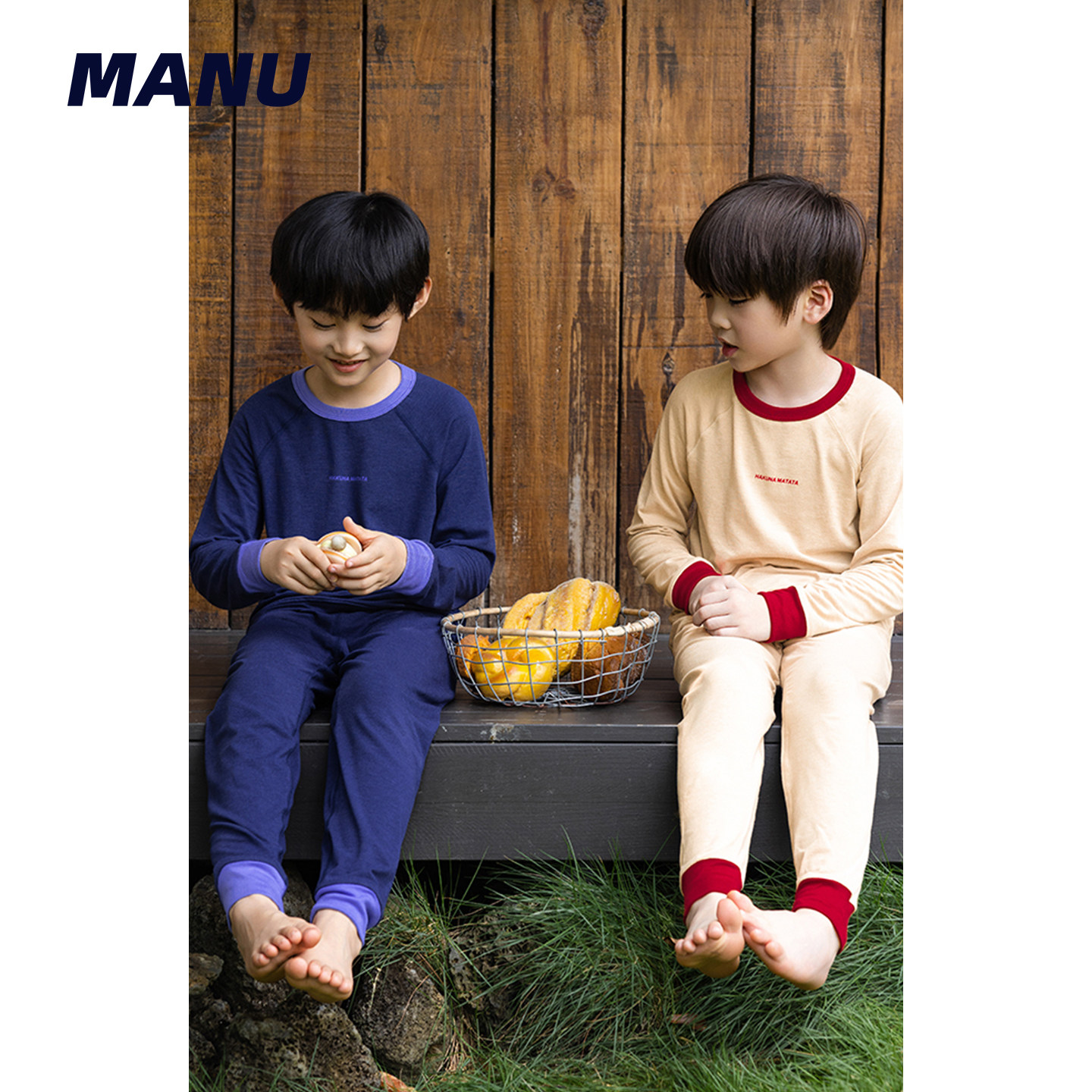 MANUKIDS家居服男童26秋冬面膜柔棉简约字母透气中大童睡衣套装