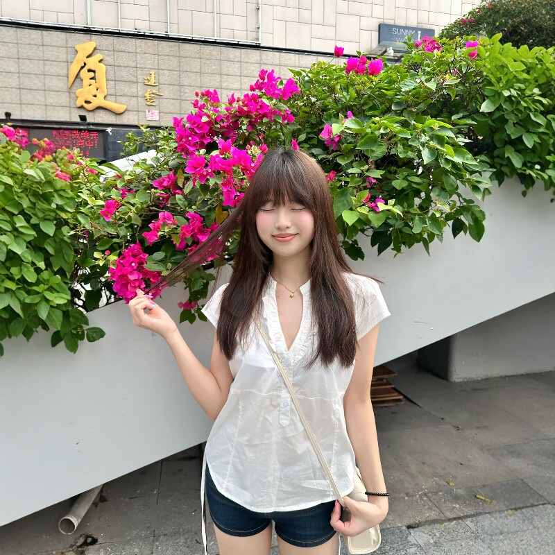 韩系复古花边V领纽扣修身显瘦衬衫女夏季正肩白短袖简约百搭上衣