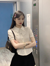 甜美学院风白色翻领短袖衬衫女夏季2025新款韩版设计感泡泡袖上衣