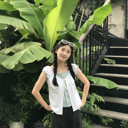 薄荷绿格纹系带泡泡袖修身上衣女