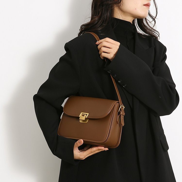 新品 韩版小众包包女2023冬季新款时尚百搭小方包潮流简约单肩斜,箱包皮具/热销女包/男包,小方包,淘宝优惠券,粉丝福利购,淘宝优惠卷