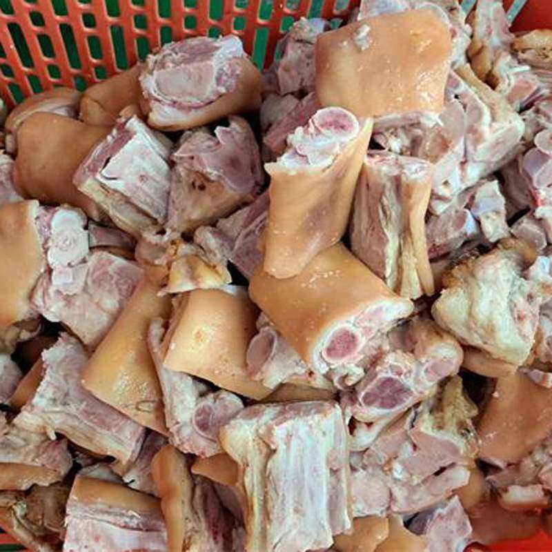 带皮冻猪脚全自动锯骨机 六段锯猪蹄切块 猪肘子开半切骨机,清洗/食品/商业设备,锯骨机/切骨机,淘宝优惠券,粉丝福利购,淘宝优惠卷