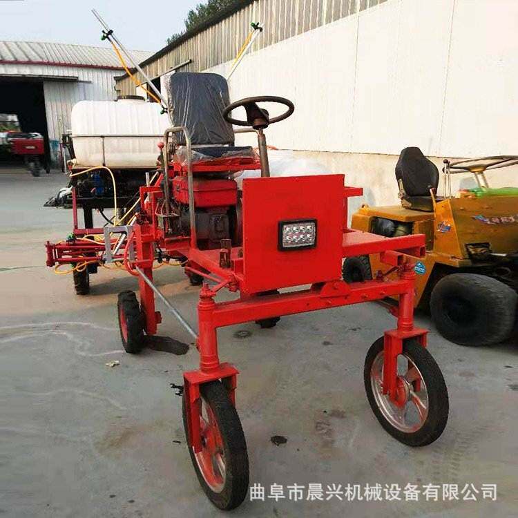 三轮四轮玉米小麦地打药机 柴油喷药机折叠杆防滑轮乘坐式打药车