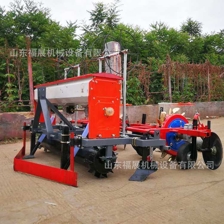 起垄覆膜施肥喷药滴灌一体花生播种机先铺膜后播种的花生种植机,农机/农具/农膜,播种栽苗器/地膜机,淘宝优惠券,粉丝福利购,淘宝优惠卷