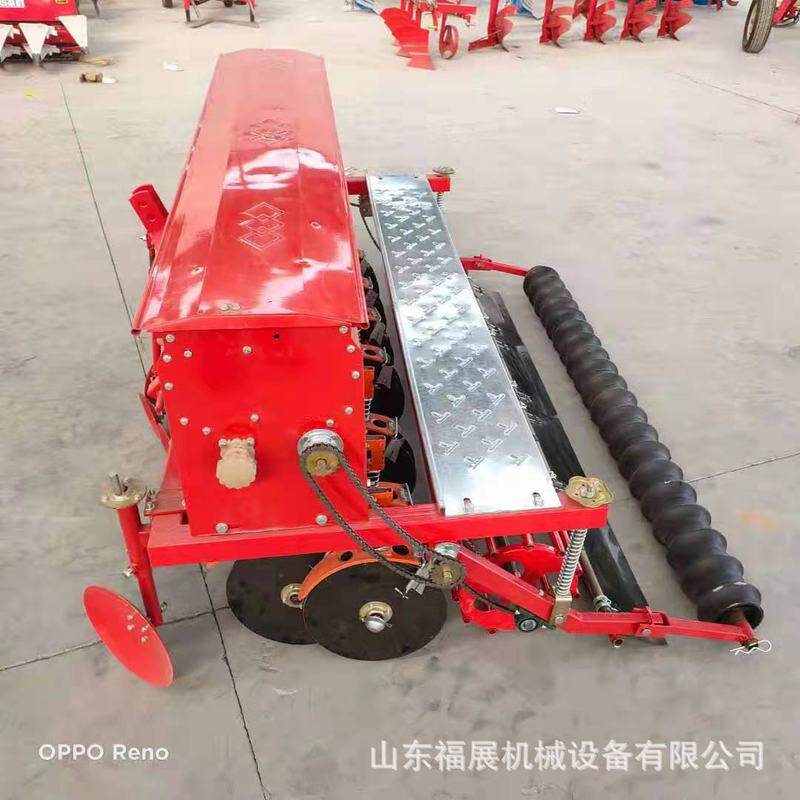 四轮拖拉机带12行小麦播种机 播种施肥一体机9-18行麦种条播机