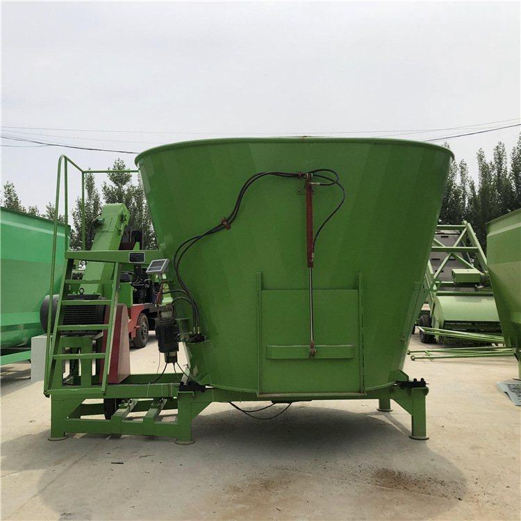 养殖场方捆草料搅拌机秸秆青储饲草混合机立式牛羊干湿饲料拌草机,畜牧/养殖物资,饲料投料机,淘宝优惠券,粉丝福利购,淘宝优惠卷