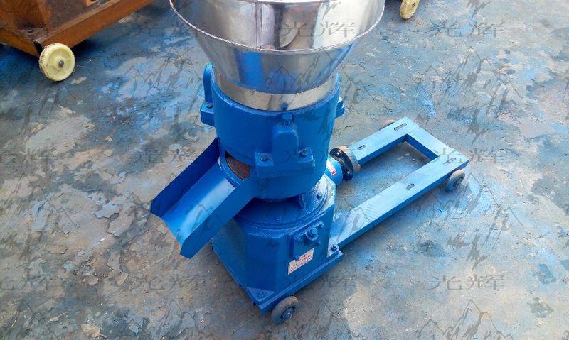 光辉厂家小型饲料颗粒机家用粉碎机大型青贮铡草揉丝机牛羊兔猪鸡,农机/农具/农膜,铡草机,淘宝优惠券,粉丝福利购,淘宝优惠卷