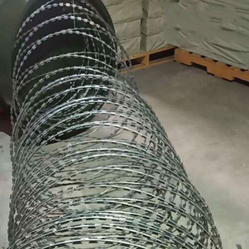 防暴阻隔网 单筒阻隔网 铁丝隔离网单筒三通伸缩安保阻隔网