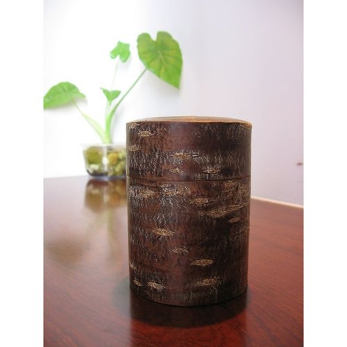 新品包邮日式木制樱皮细工茶叶罐旅行便携密封普洱茶盒原始皮精制