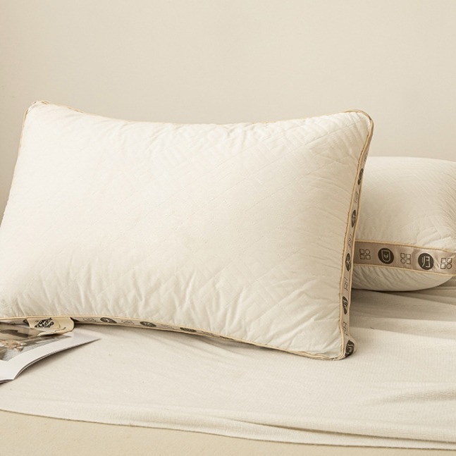 新款直销酒店宾馆枕头芯不塌陷高回弹睡眠学生成人一对单人护颈椎