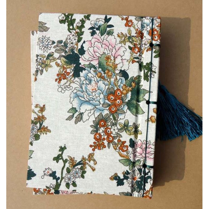 岁月坊复古手工线装布面本 中国风田园系列布艺本A5款 米色花开