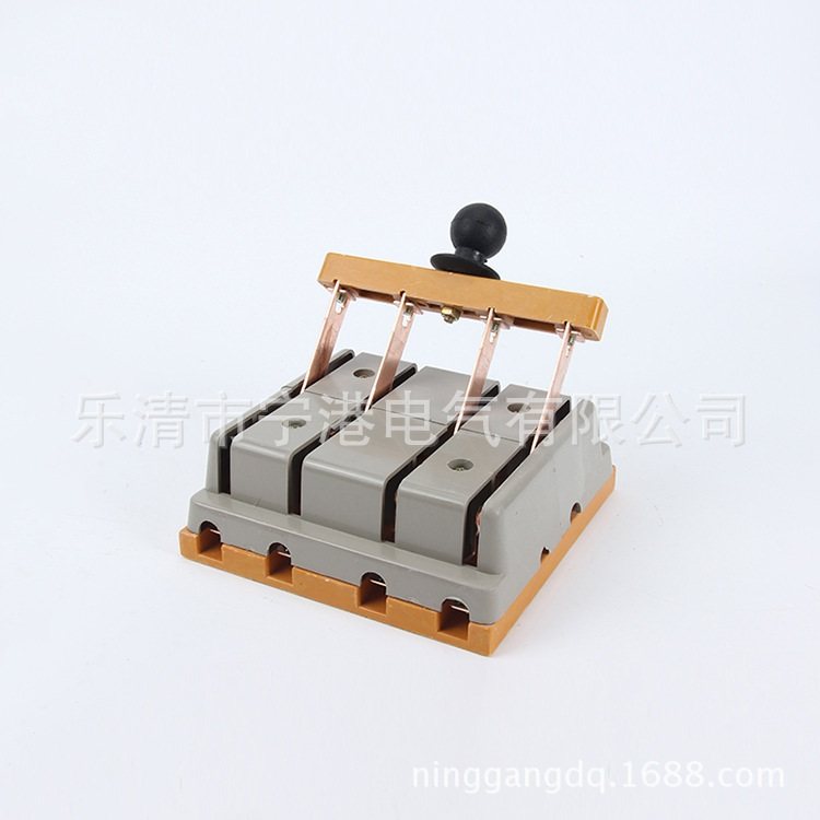 宁港现货供应双投刀开关误HS11F-100/48防盖刀开关带,五金/工具,隔离开关,淘宝优惠券,粉丝福利购,淘宝优惠卷