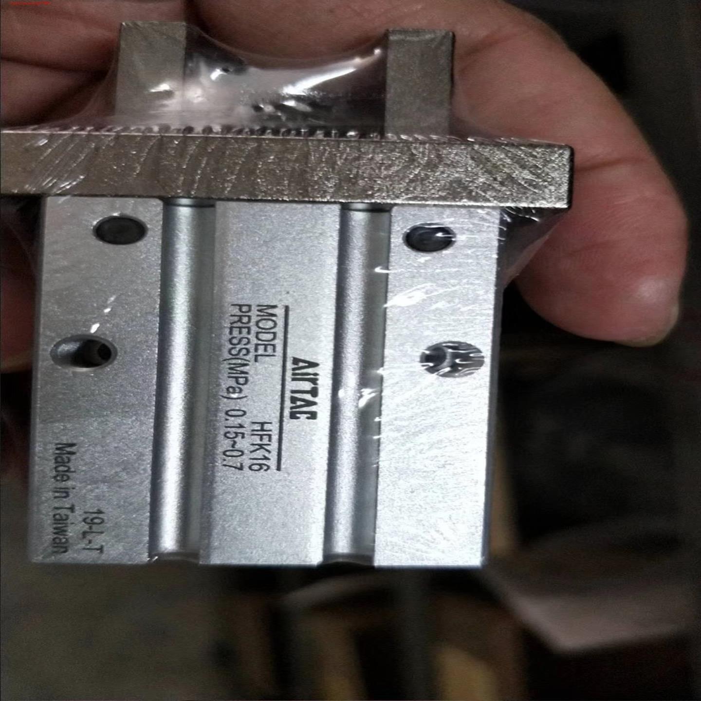 **亚德客HFK16,HFY20 ,TR6X10S,HFZ16 ,HFZ20，4V210-08BI TR10