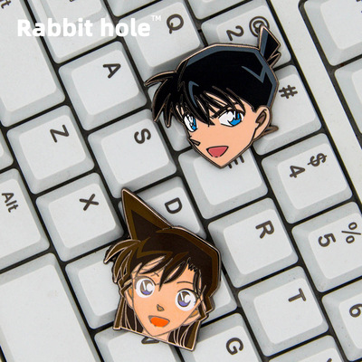 名侦探柯南胸针徽章pin周边cos工藤新一小兰毛利灰原哀动漫卡通饰