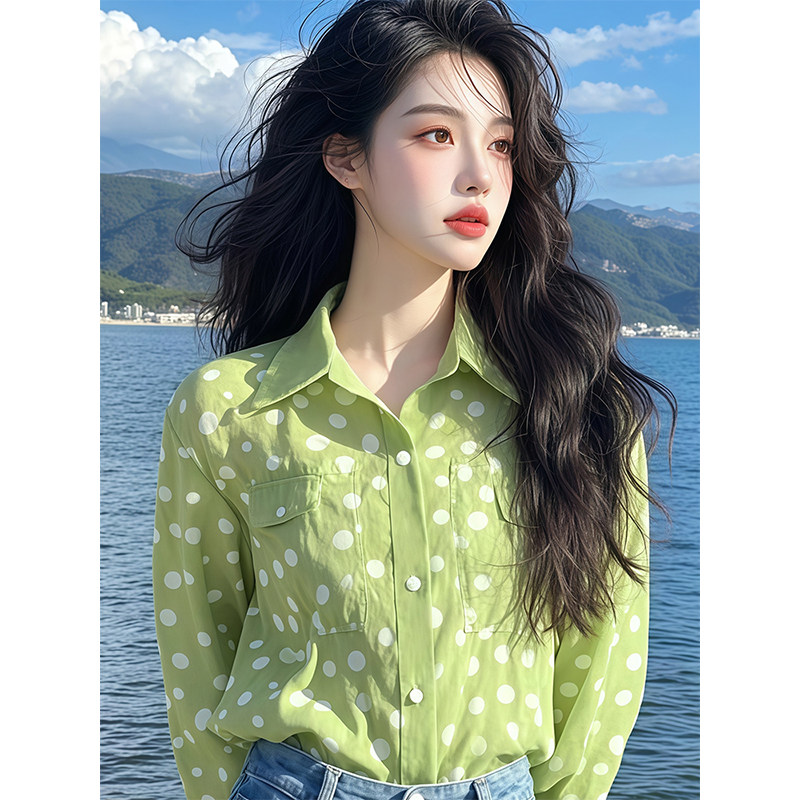 绿色波点长袖衬衫春装女2025新款新款爆款小衫轻奢高级感法式上衣