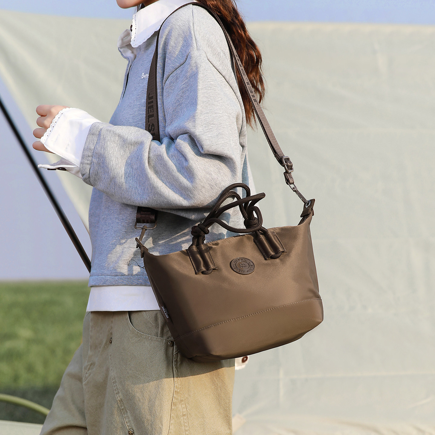 高级感手提小包韩版百搭通勤女士包休闲大容量牛津布单肩斜挎背包,箱包皮具/热销女包/男包,小方包,淘宝优惠券,粉丝福利购,淘宝优惠卷