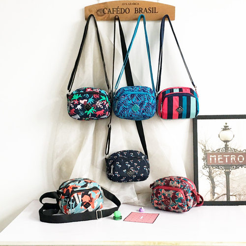 牛津布斜挎印花迷你单肩包