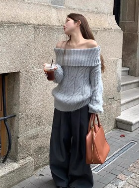 水貂绒加厚保暖重工麻花一字领露肩毛衣女秋冬法式软糯宽松针织衫
