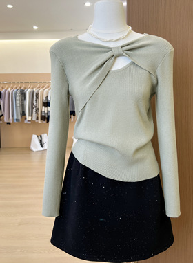 时髦洋气高级感绿色长袖针织衫女内搭打底衫秋冬穿搭掐腰上衣毛衣