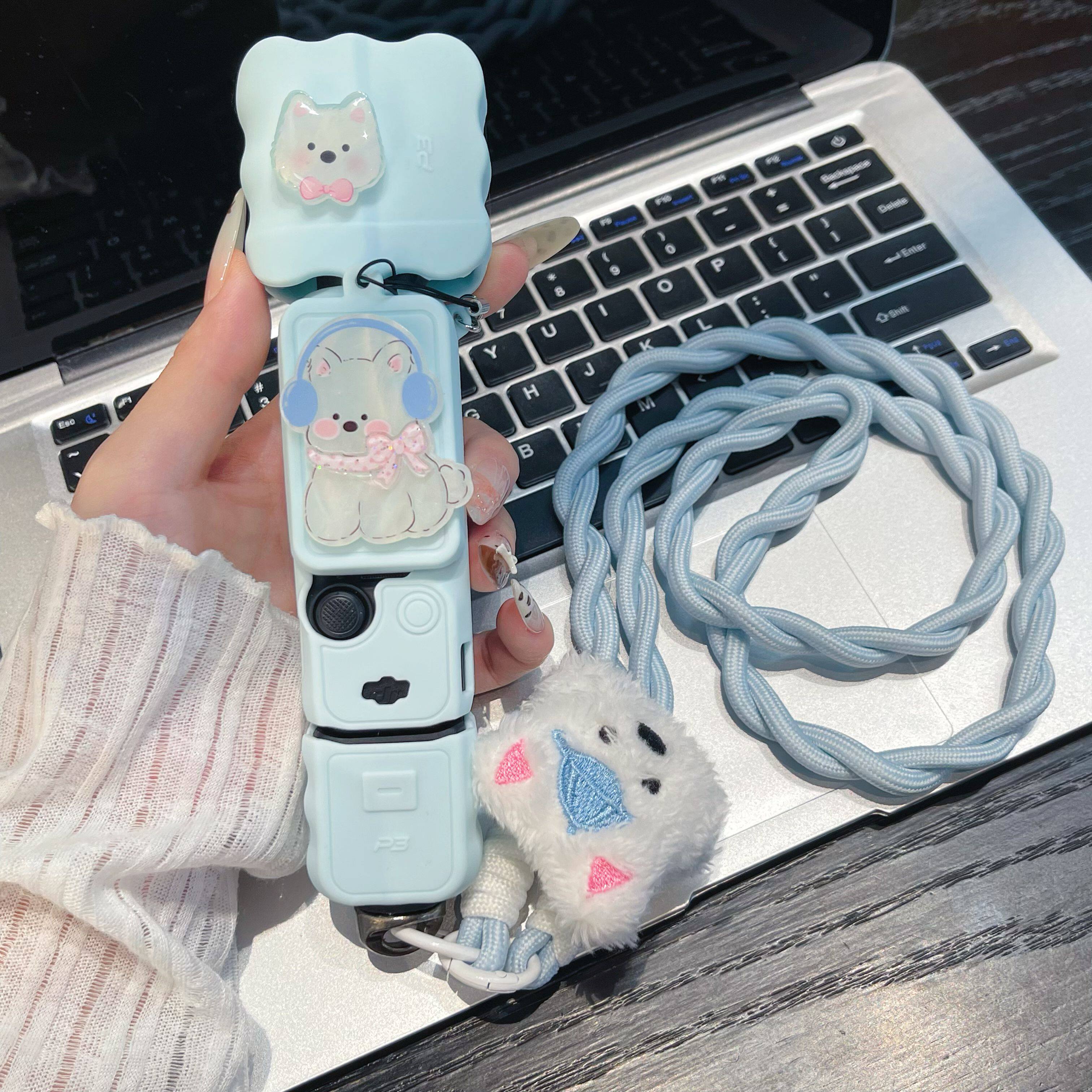 适用大疆pocket3硅胶套保护可爱软胶口袋相机配件运动相机保护套防摔防刮方便便携相机保护套卡通毛绒公仔