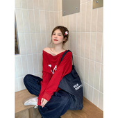 小众设计感宽松慵懒风辣妹上衣 t恤女秋季 美式 复古红色一字肩长袖