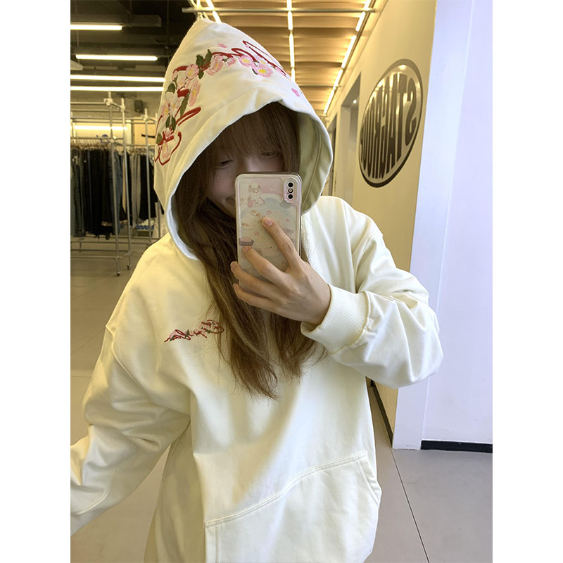 国潮牌手写字玫瑰花卉刺绣卫衣女